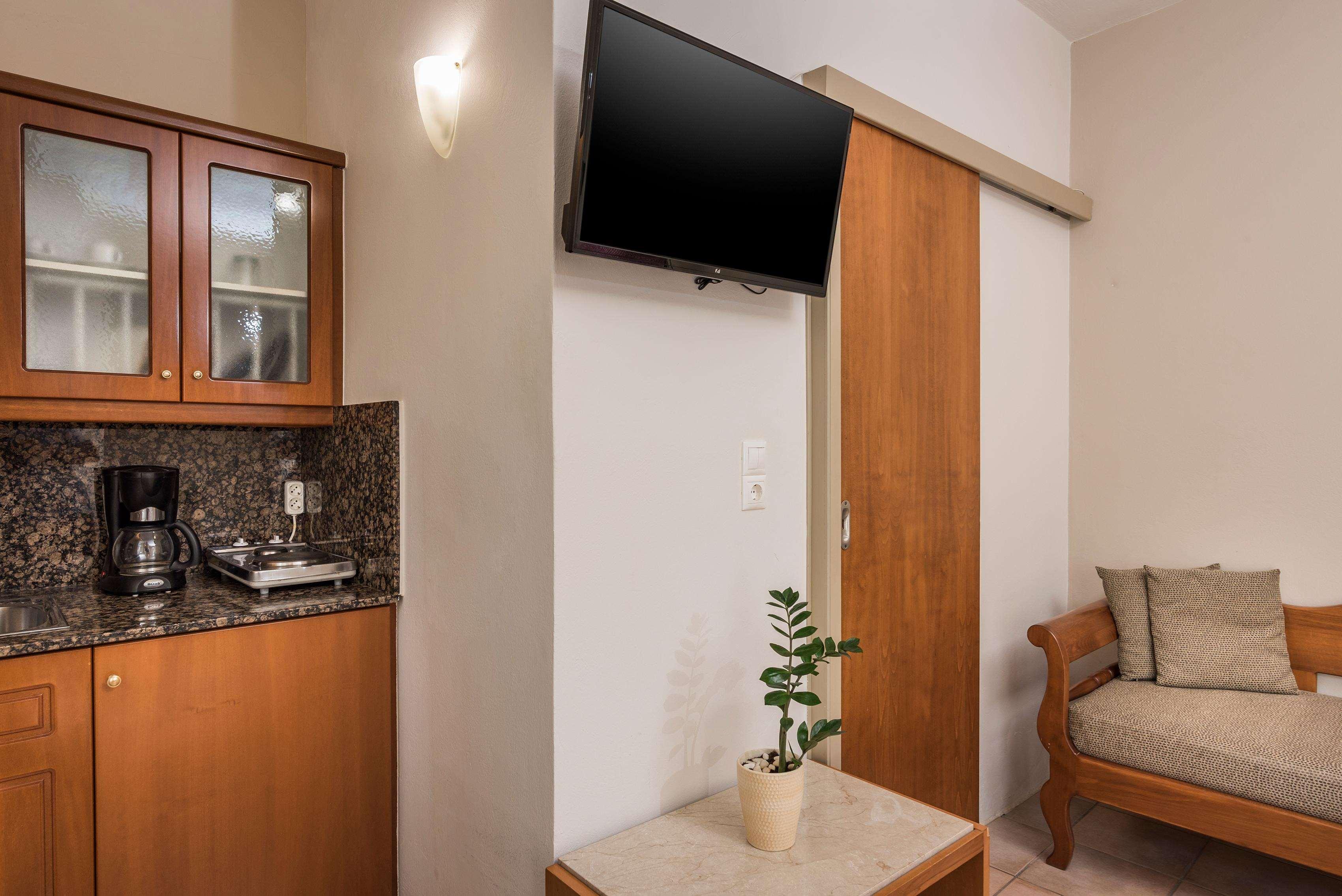 Elotis Suites (Adults Only) Agia Marina Zewnętrze zdjęcie