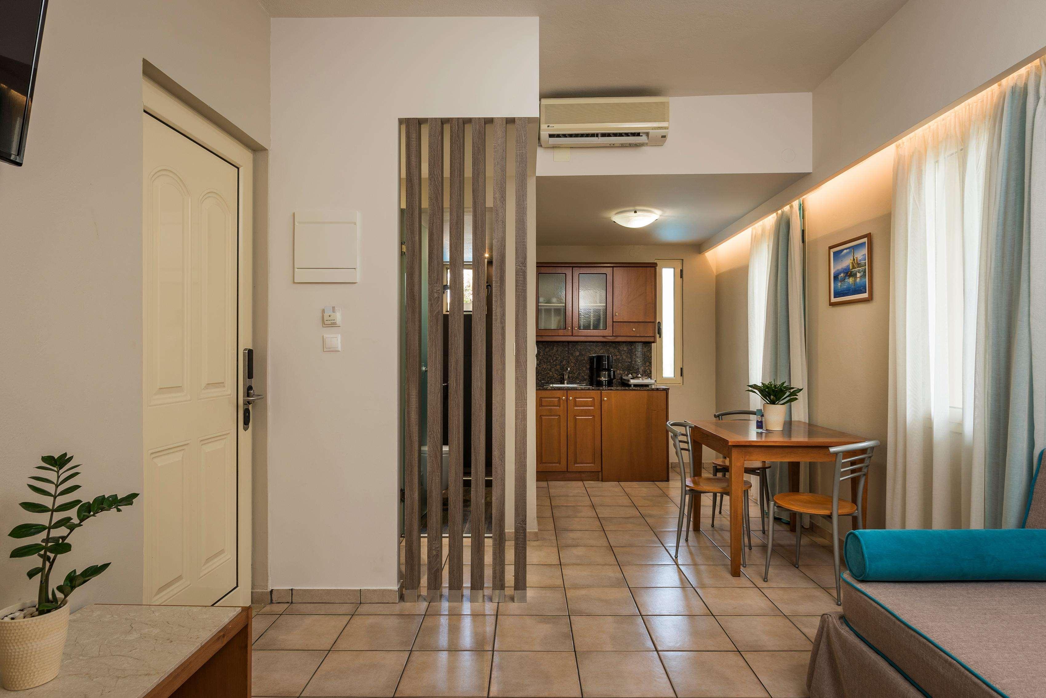 Elotis Suites (Adults Only) Agia Marina Zewnętrze zdjęcie