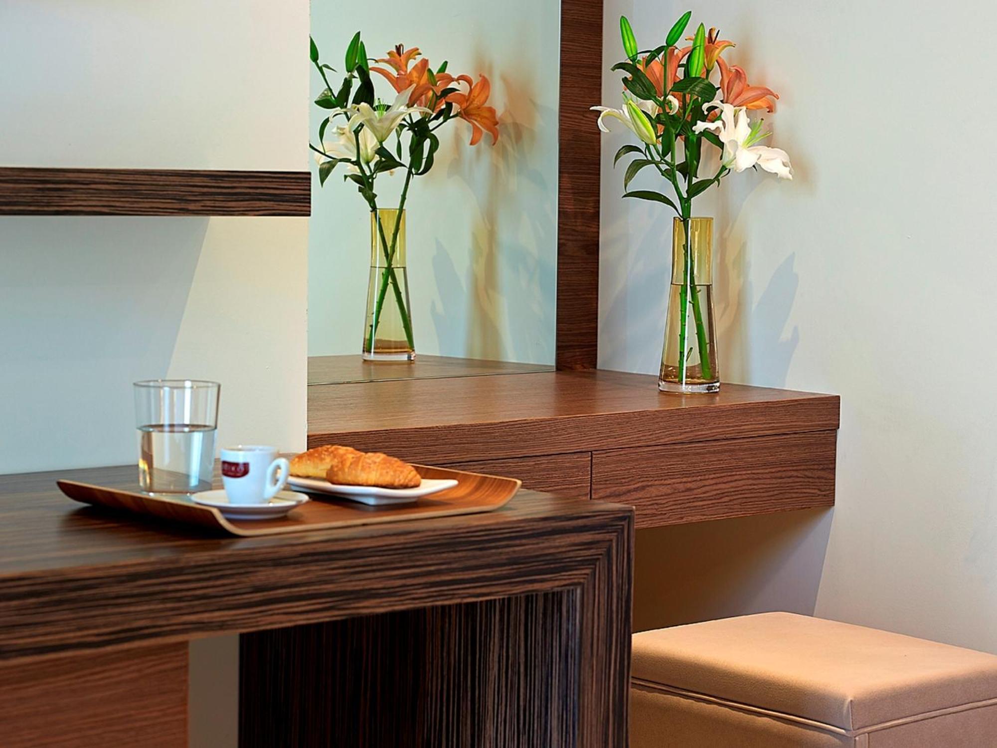 Elotis Suites (Adults Only) Agia Marina Pokój zdjęcie